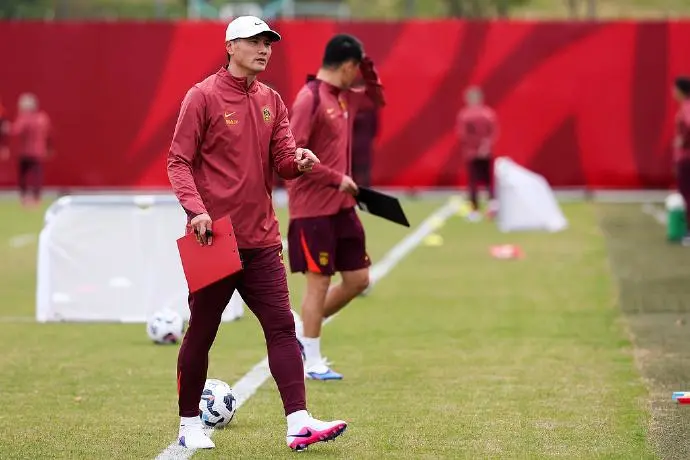 搜狐体育直播-北青：国足迪拜热身赛检验备战成果，U23精英国脚或补充进队